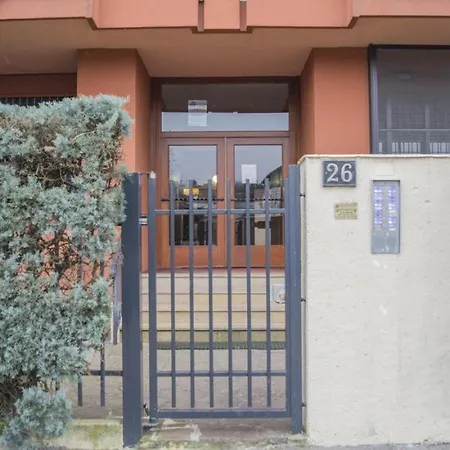 Longanesi 26 Konukevi *