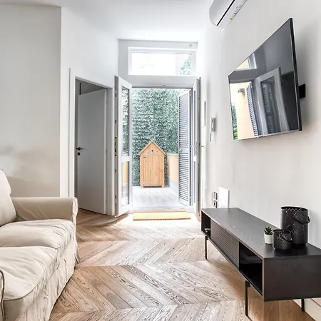 Joivy Stunning Flat With Balcony Lägenhet