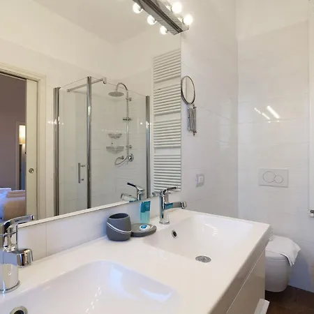 Contempora - Crocetta - Turandot Apartment Milan