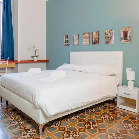 San Siro Metro - Life - Red Diamonds *