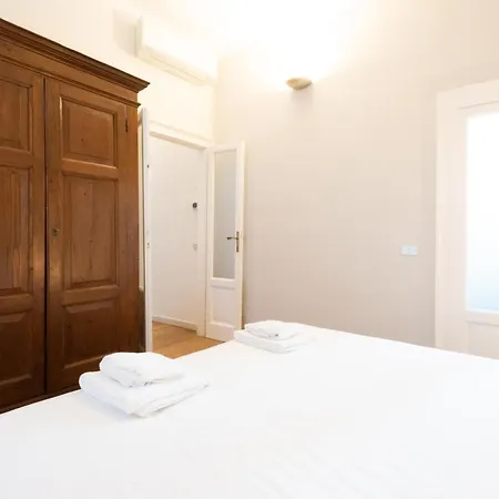 Apartamento Porta Venezia Elegant Penthouse With Terrace
