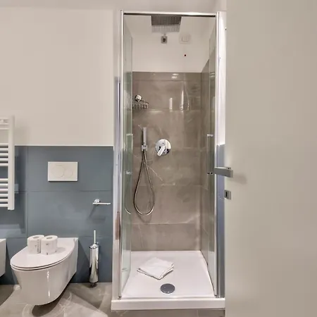 V. Veneto - Porta Venezia - Centro * Mediolan