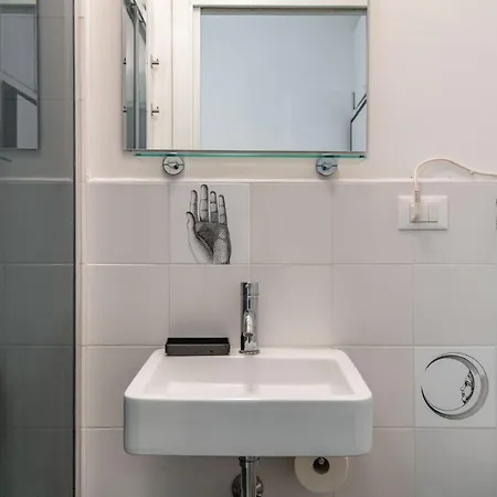 Hotel Easylife - Accogliente Bilocale Zona Porta Venezia *