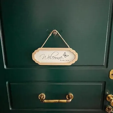 Bocconi 1 Bdr With Style شقة ميلان