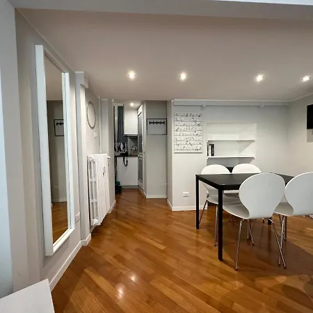 Lovely Flat In Early 20th Century Building Apartment Mailand
