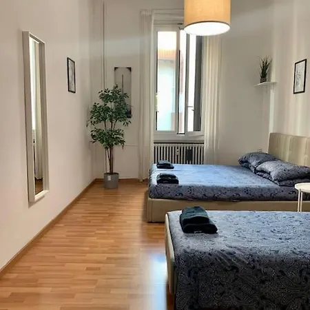 Splendido Bilocale A 4 Fermate Dal Duomo Apartment Milan