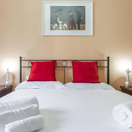 Mila Brizi * Milánó