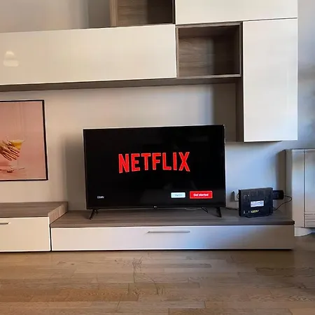 Apartment Stazione - Nuovo E Moderno Appartamento. Mailand