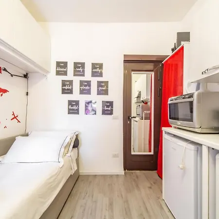 Piccolo Rifugio In Darsena Апартаменты *