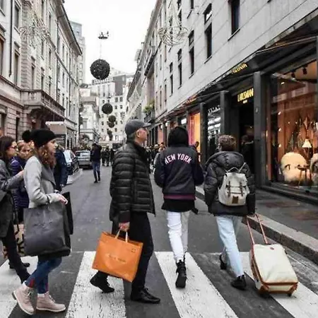 Center Of - Brera The Art Of Living