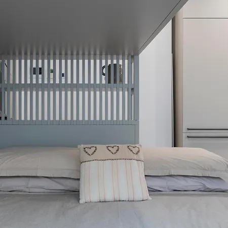 Campania - Ristrutturato Nuovo Vicino M4 Apartment