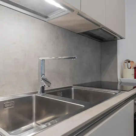 Apartment Campania - Ristrutturato Nuovo Vicino M4 *