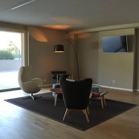 Towerhouse Apartman *