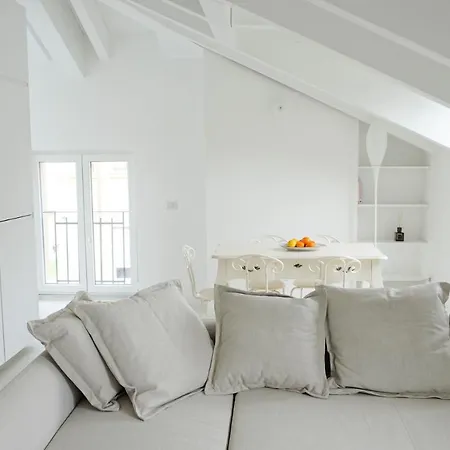 La Maison Life
