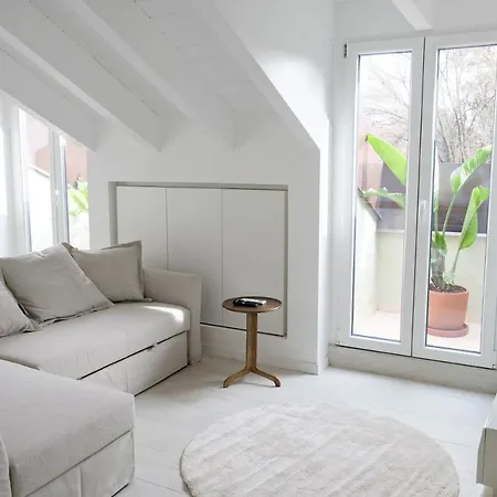 La Maison Life Apartment *