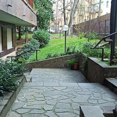 Smart Porta Venezia Fashion District Daire