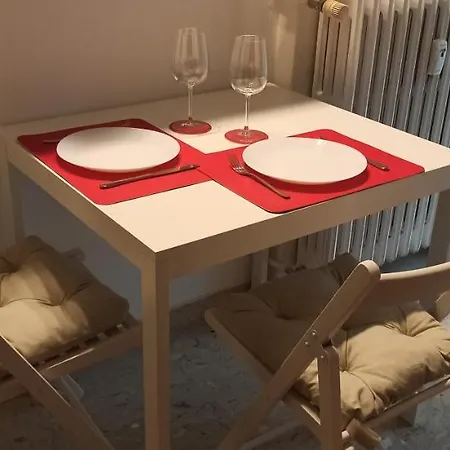 Smart Porta Venezia Fashion District 아파트