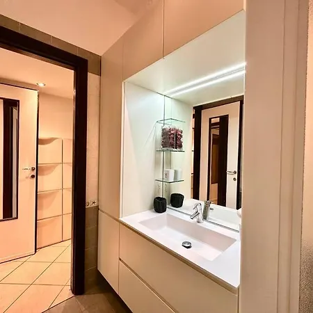 Apartamento Linate Airport House *