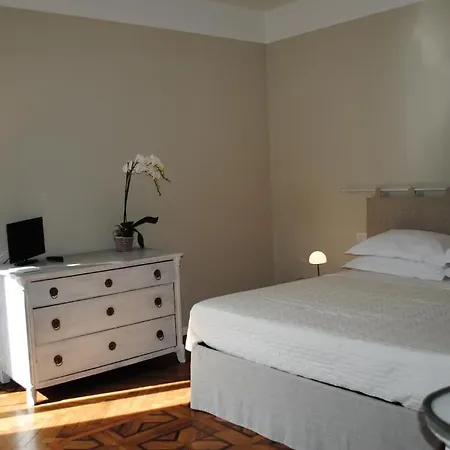 Bed&Cafe Bed & Breakfast 3*