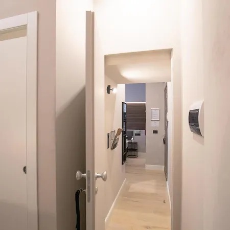 فندق Ah - Duomo Essence ميلان