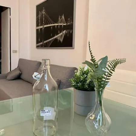 Splendido Bilocale A 4 Fermate Dal Duomo Apartment Milan