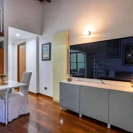 Apartamento Moscova-duomo Loft Wifi, Netflix & Design Milão