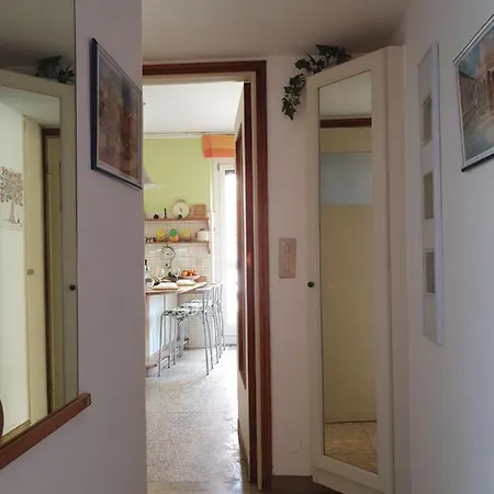 Appartement Alma Vacation In The Centre, Big Terrace *