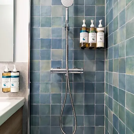 شقة فندقية Adore 3*