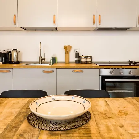 Easylife - - Palazzi 19 - Porta Venezia Appartement *