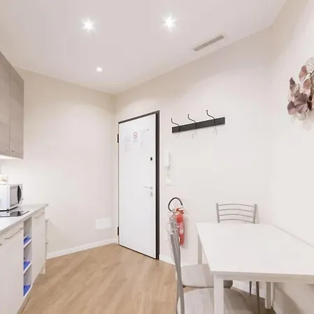 Santa Maria Valle 1 Appartamento *