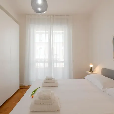 Апартаменты Bnbutler - Verona 12, Porta Romana District *