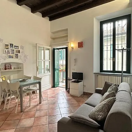 Sweet Navigli S1 * Mailand