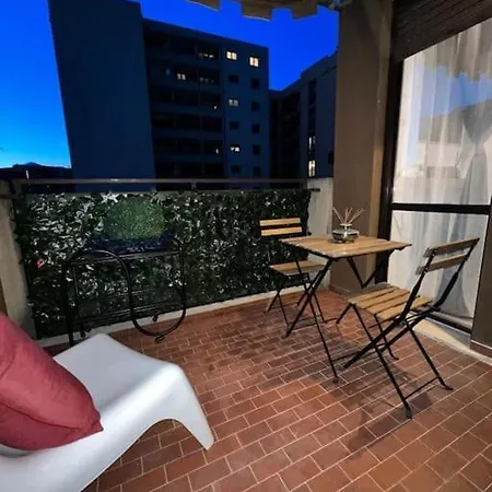 Stylish New In Navigli Milan