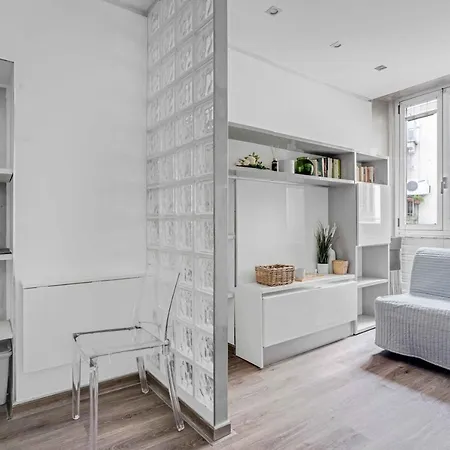 Apartmán Cc8 -brera-isola- Modern - - Wifi