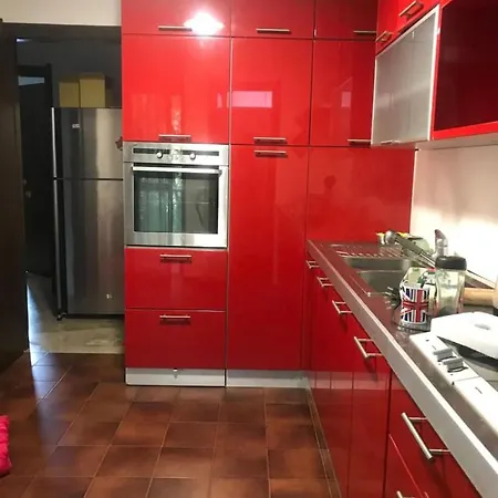 Apartment 20 Minutes To Duomo Apt *