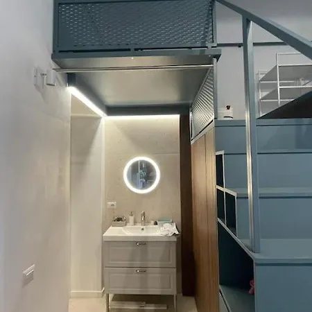Lovely Flat In Bocconi Lägenhet *