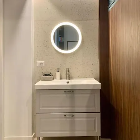 Lovely Flat In Bocconi Lägenhet Milano