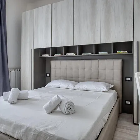 Joivy Chic 1 Bed Flat Milão