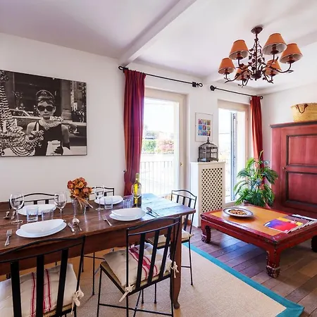 Appartement Montenapoleone-duomo Attico Di Lusso E Parcheggio Privato