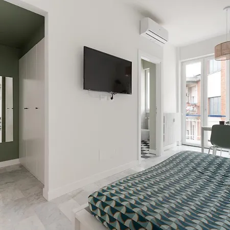 Comfy X2 - 1,1 Km Far From Iulm University!