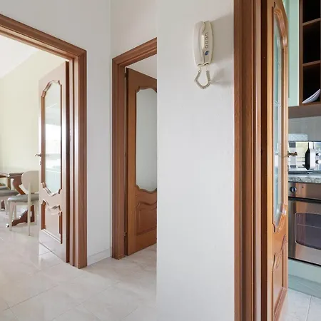 Guesthost - Bonola Mm1 Comfy Apartman Milánó