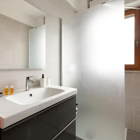 Comfy X3 - With Balcony *