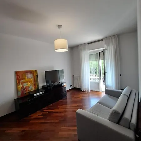 Fancy Monique Apartament