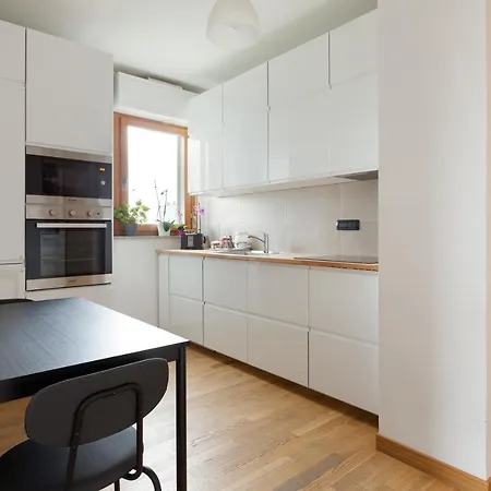 Comfy X3 - With Balcony *