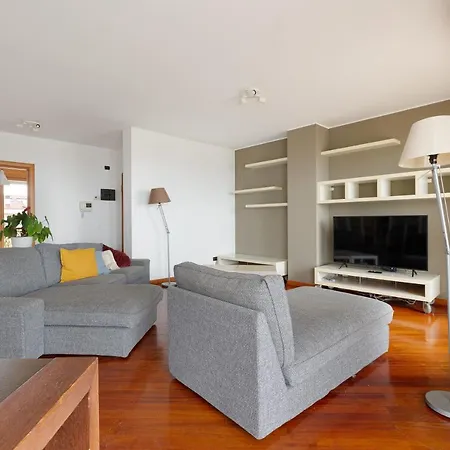 Guesthost - Milano-rubattino Comfy - With 2 Terrace Apartmán Milán