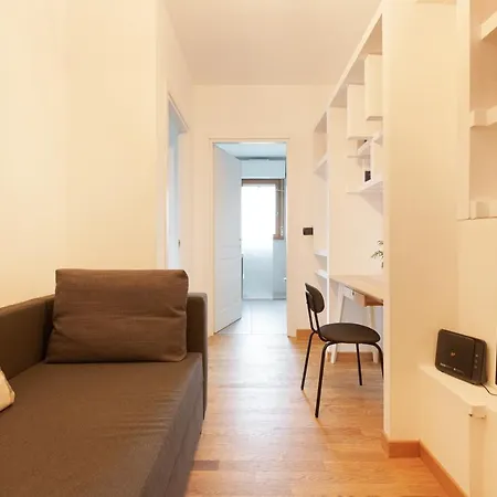 Comfy X3 - With Balcony * Milaan