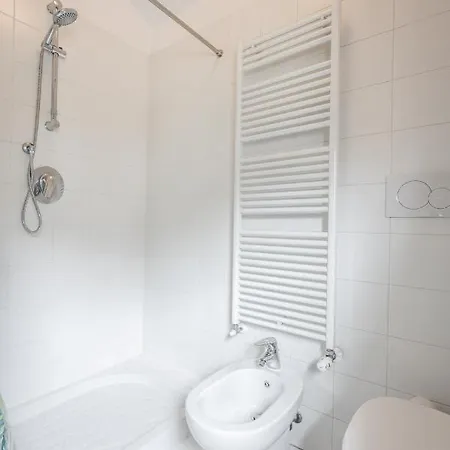 Apartament The Orange Attic - Navigli Area
