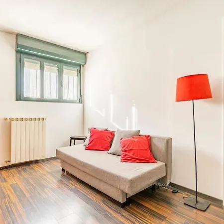 Lovely Navigli Апартаменты
