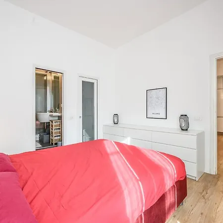 The Lantern Flat - Darsena Area Apartman