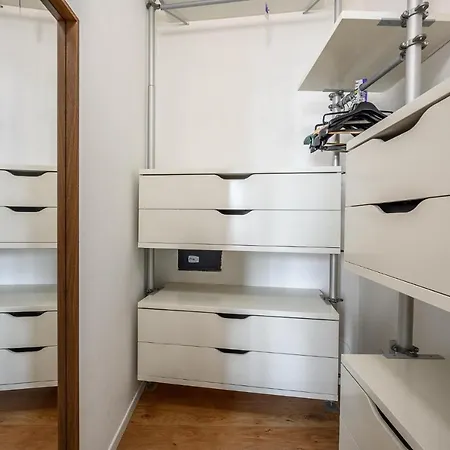 The Lantern Flat - Darsena Area